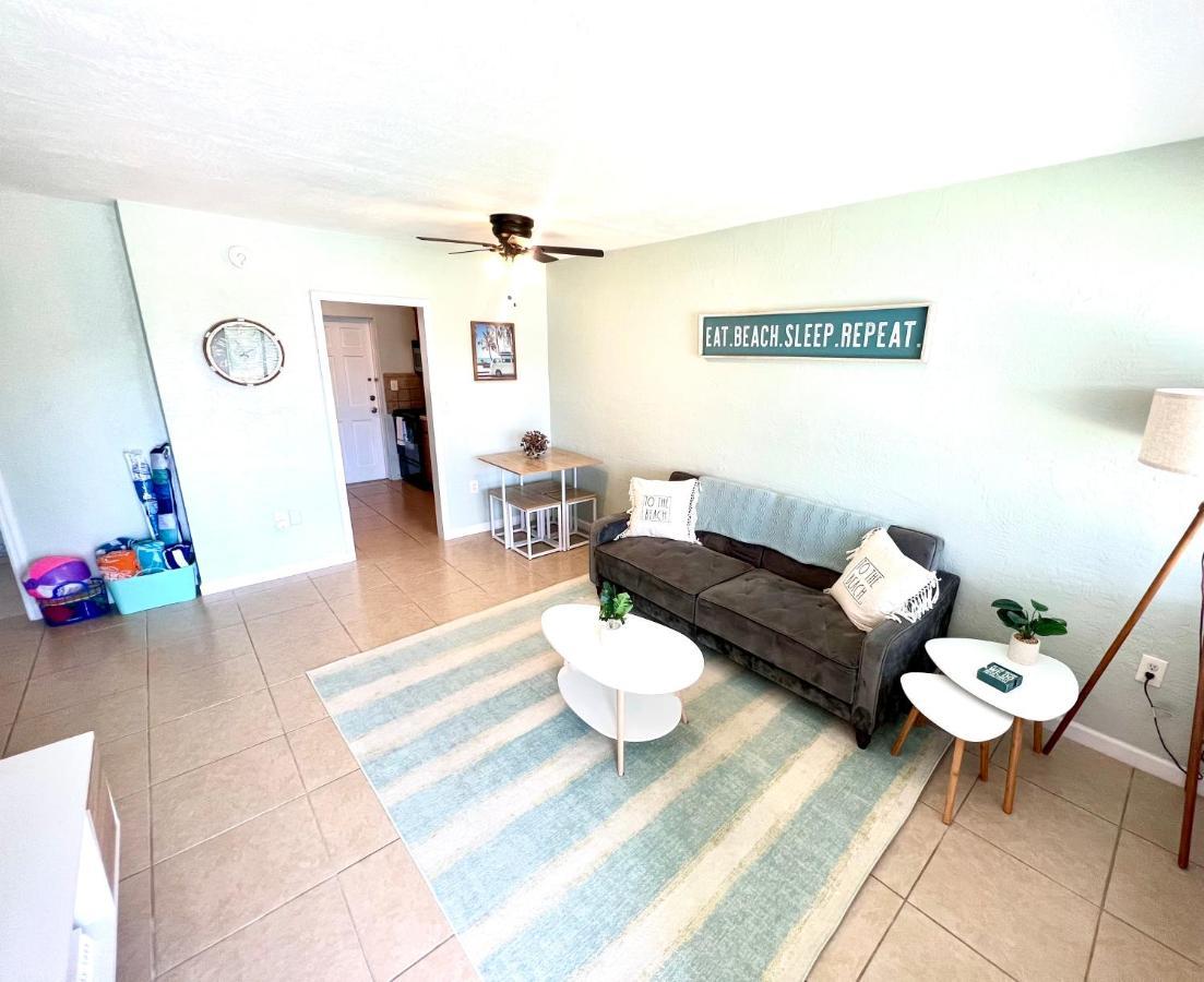 Beach Bungalow In Downtown Cocoa Beach Villa Екстериор снимка