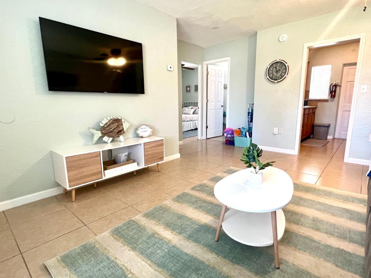 Beach Bungalow In Downtown Cocoa Beach Villa Екстериор снимка