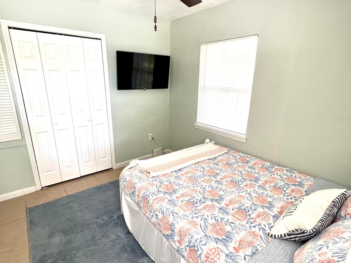 Beach Bungalow In Downtown Cocoa Beach Villa Екстериор снимка